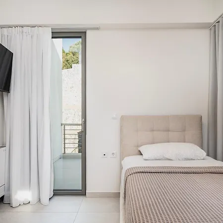 Appartement Sofia's Estates - Athena -adults Only-